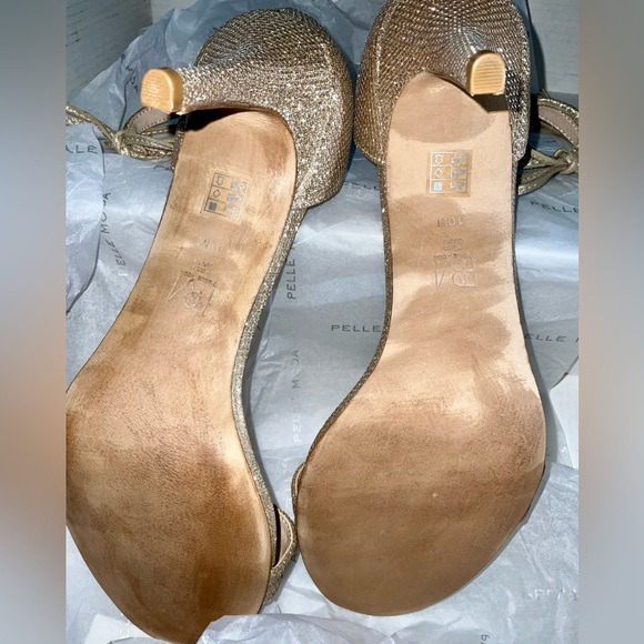 Pelle Moda Roz Mid Heel - size 10 - Gold - ankle ties with tassels - Picture 8 of 12